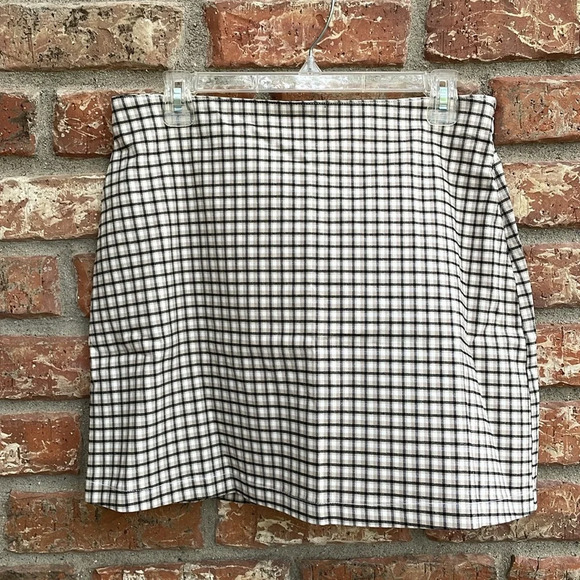 Hollister Skirt - Picture 1 of 4